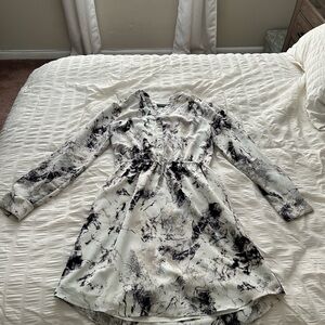 Apt. 9 Black and White Marble-Print Long-Sleeve Dress